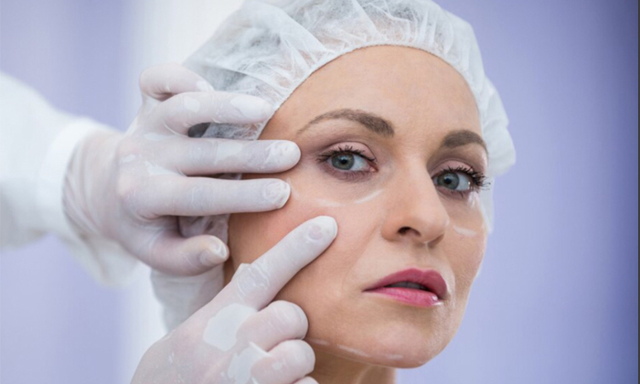 اندولیفت یا جراحی؟ کدام بهتر است؟